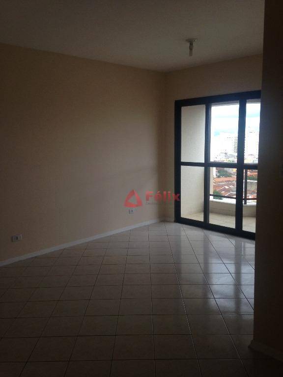 Apartamento à venda com 3 quartos, 110m² - Foto 2