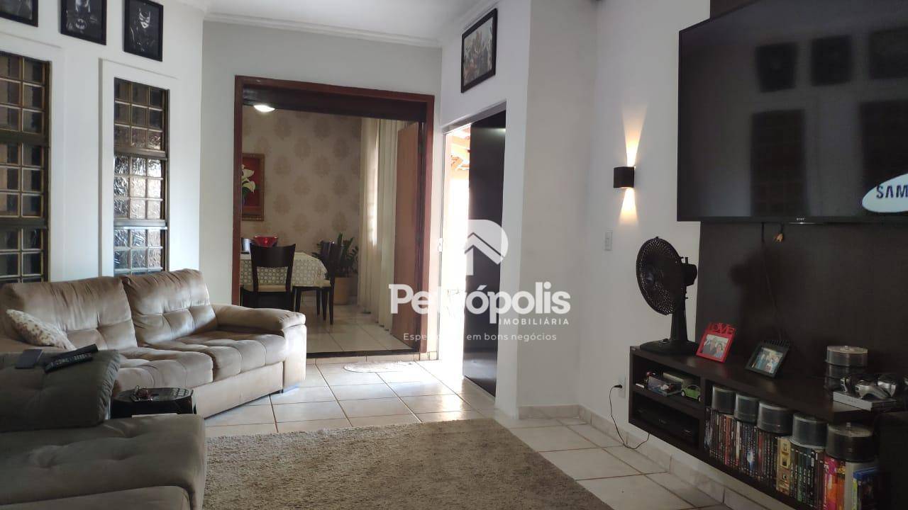 Casa à venda com 3 quartos, 263m² - Foto 12