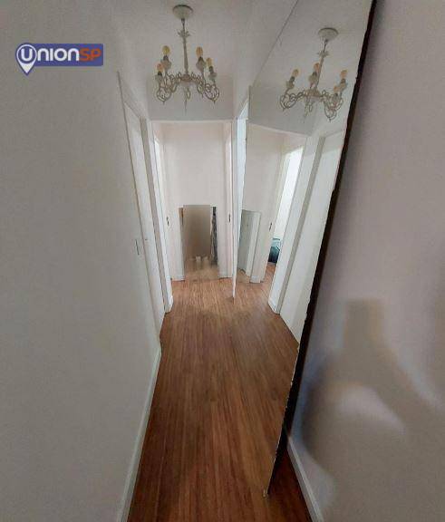 Apartamento à venda com 3 quartos, 81m² - Foto 2