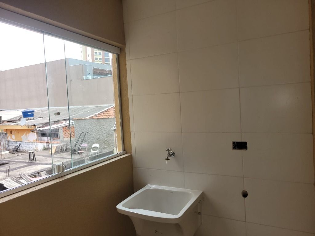 Apartamento à venda com 2 quartos, 38m² - Foto 18