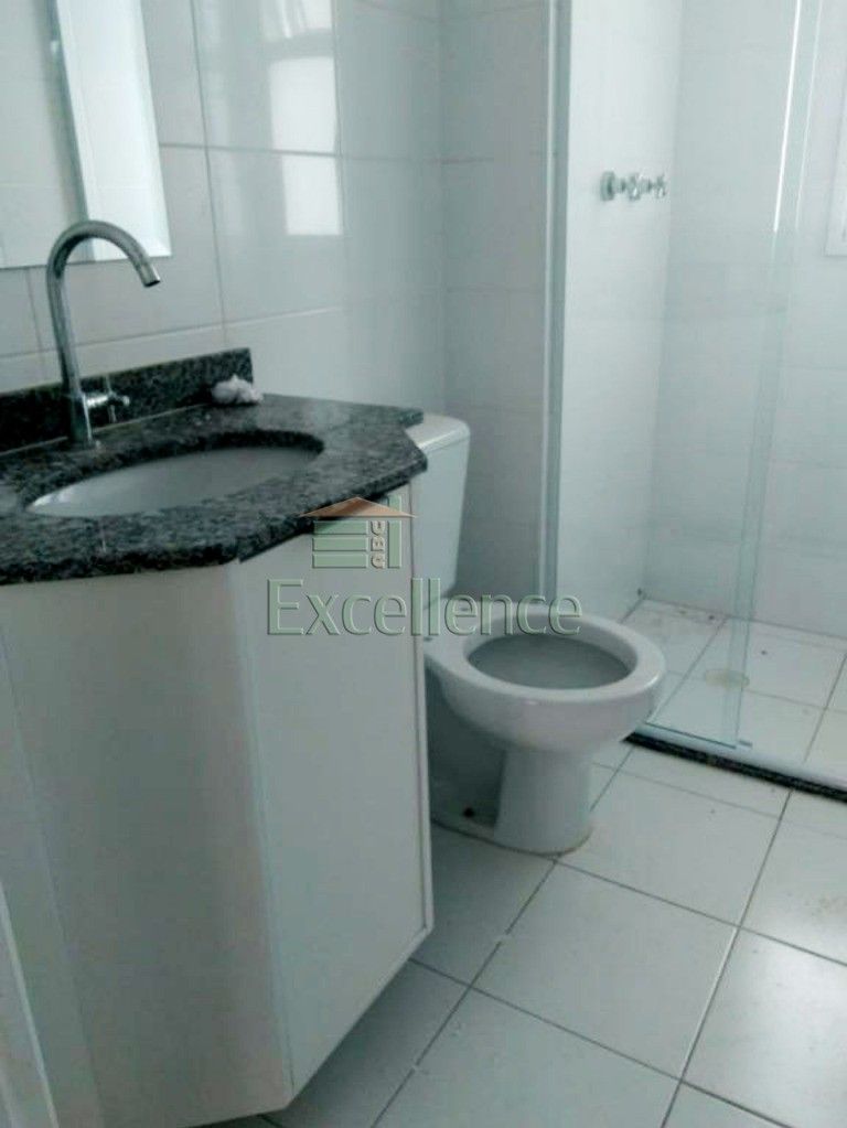 Apartamento para alugar com 3 quartos, 82m² - Foto 11