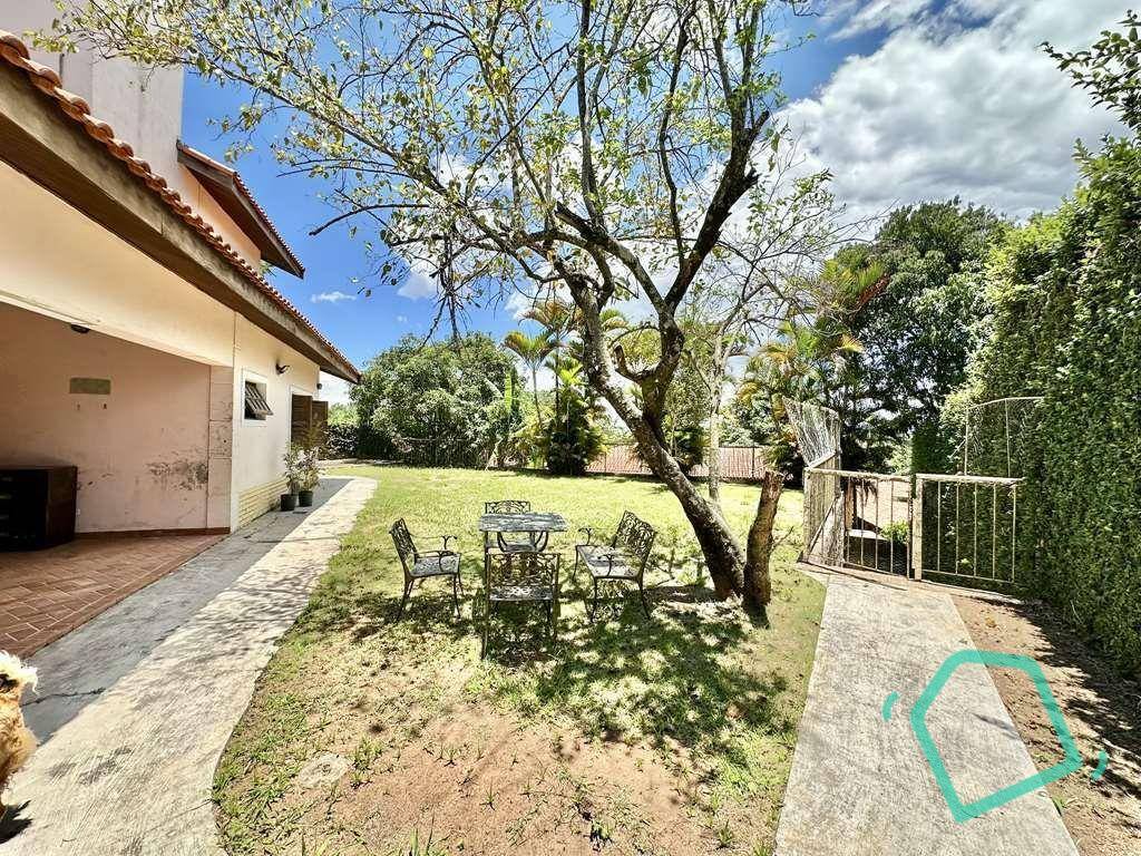 Casa de Condomínio à venda com 3 quartos, 255m² - Foto 17