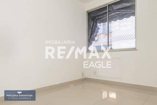 Apartamento à venda com 2 quartos, 53m² - Foto 11