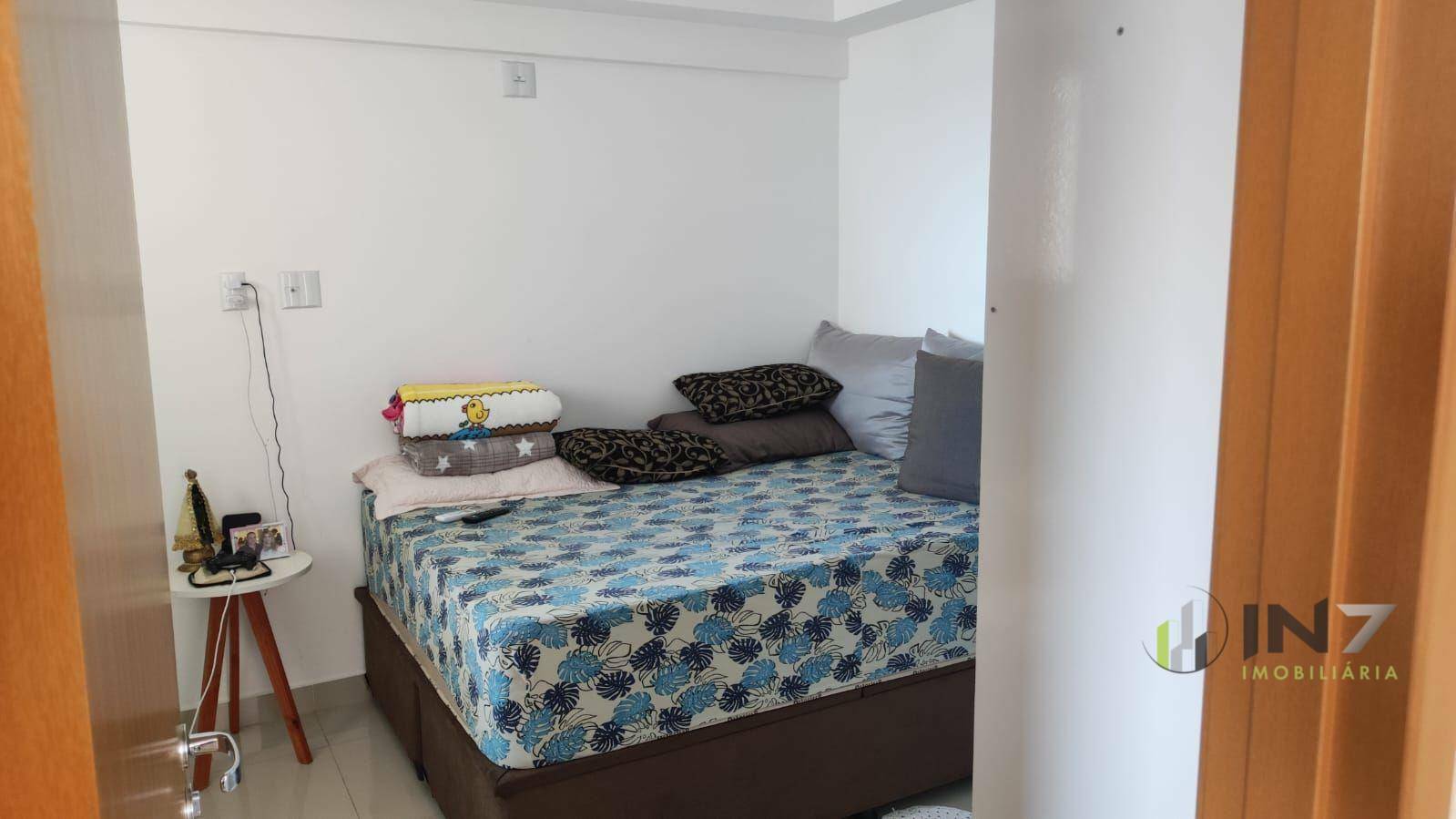 Apartamento à venda com 3 quartos, 94m² - Foto 9