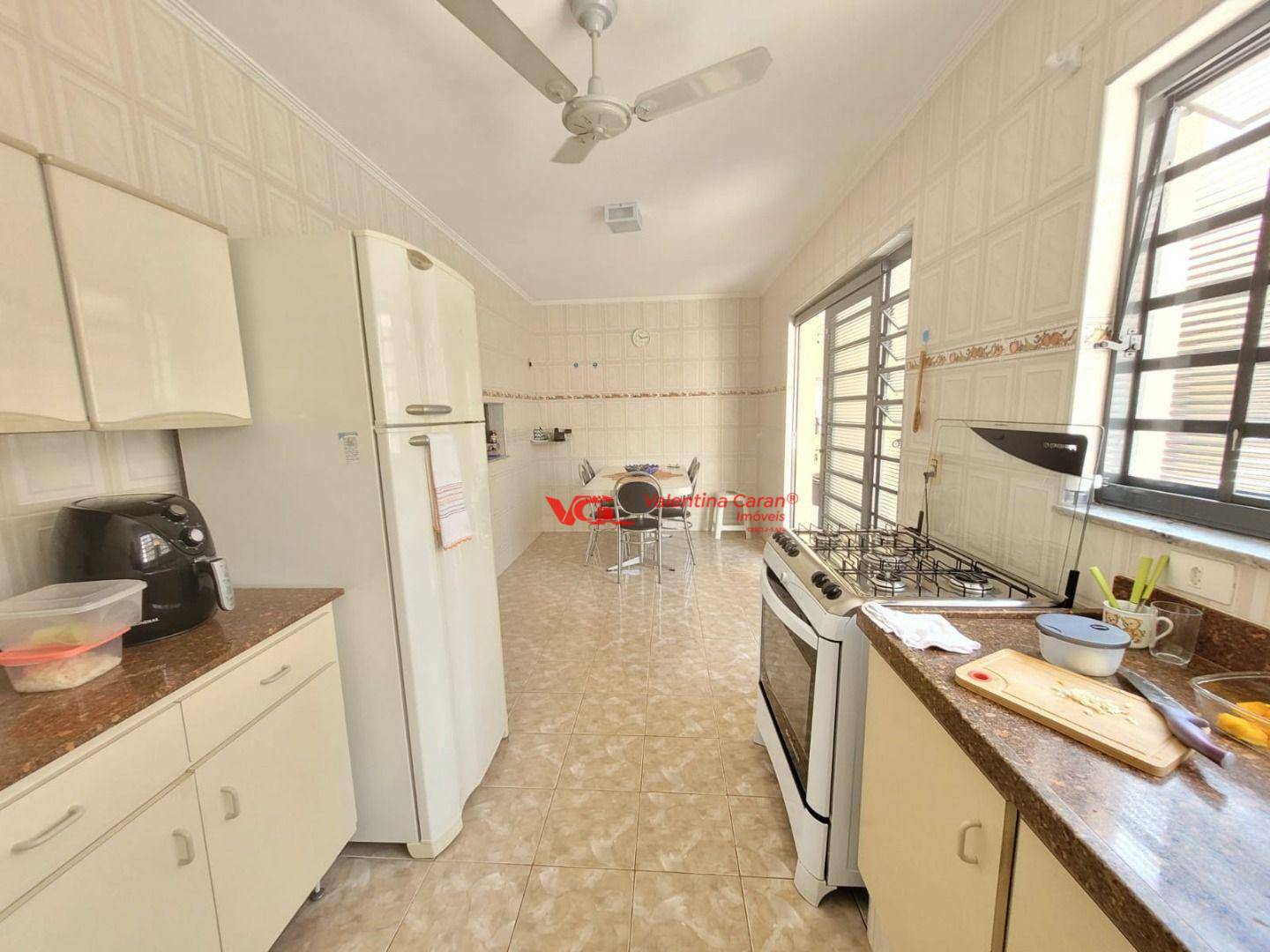 Sobrado à venda com 5 quartos, 225m² - Foto 7