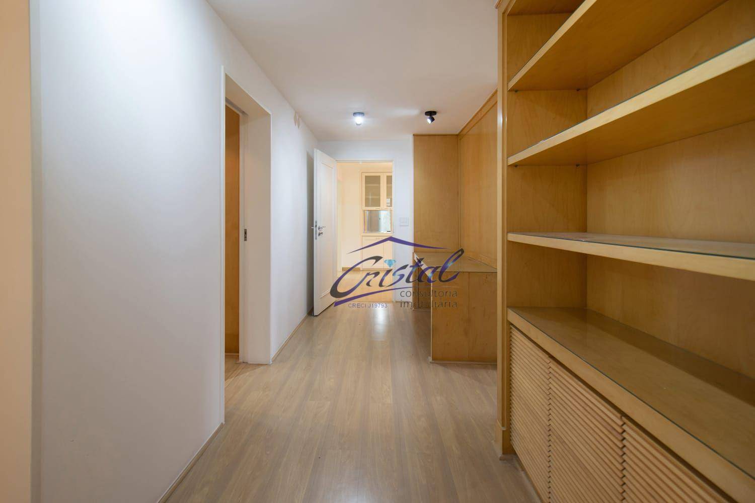 Apartamento à venda com 3 quartos, 220m² - Foto 51