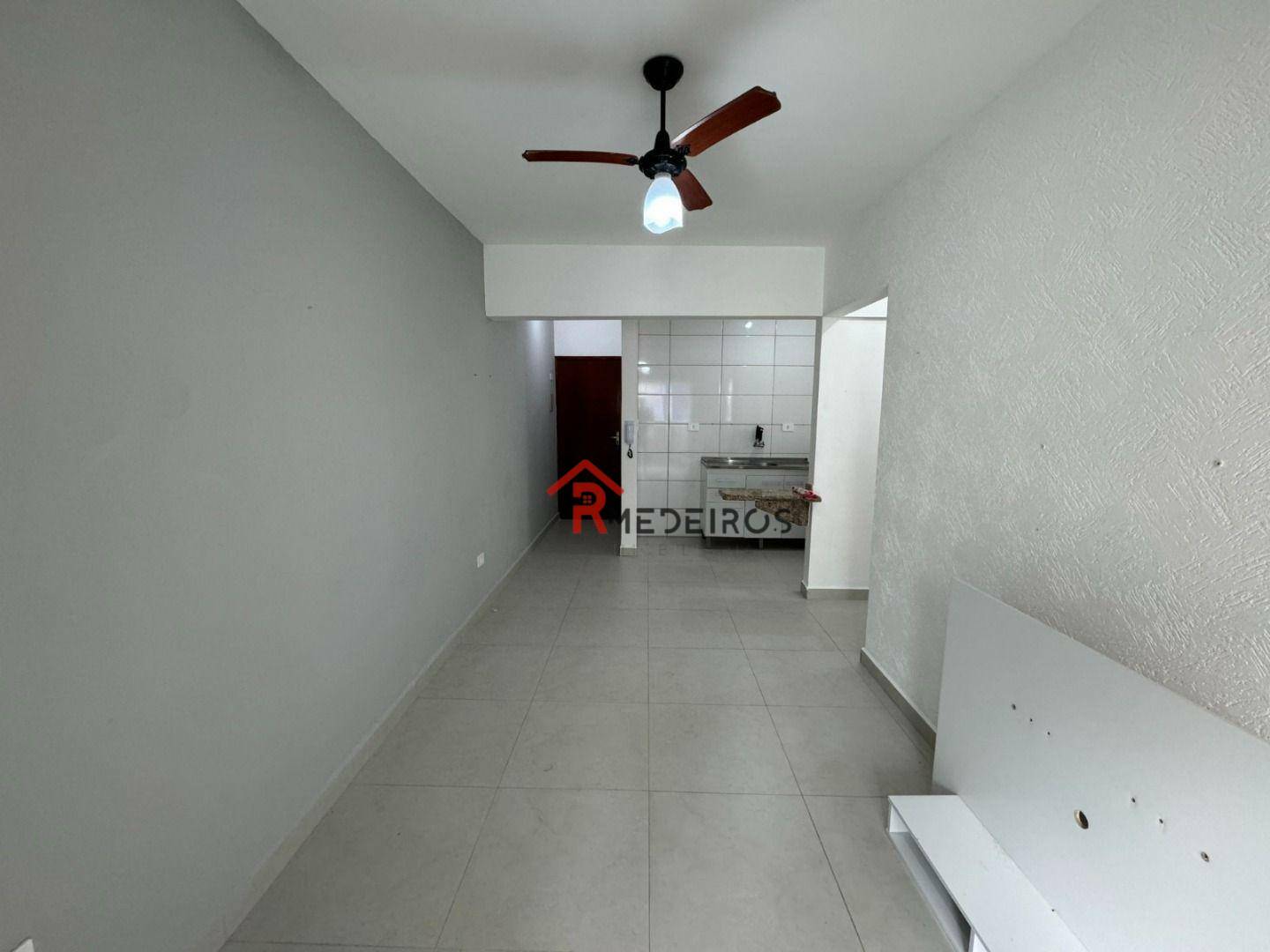 Apartamento à venda com 1 quarto, 42m² - Foto 5