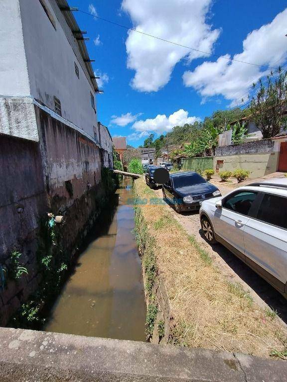 Casa à venda com 4 quartos, 221m² - Foto 67