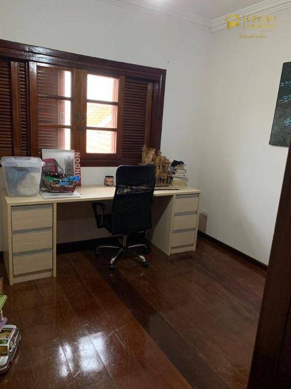 Casa de Condomínio à venda com 4 quartos, 317m² - Foto 25