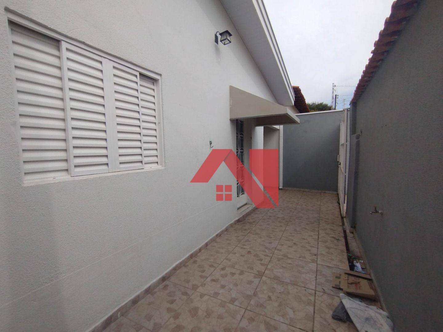 Casa à venda com 2 quartos, 80m² - Foto 5