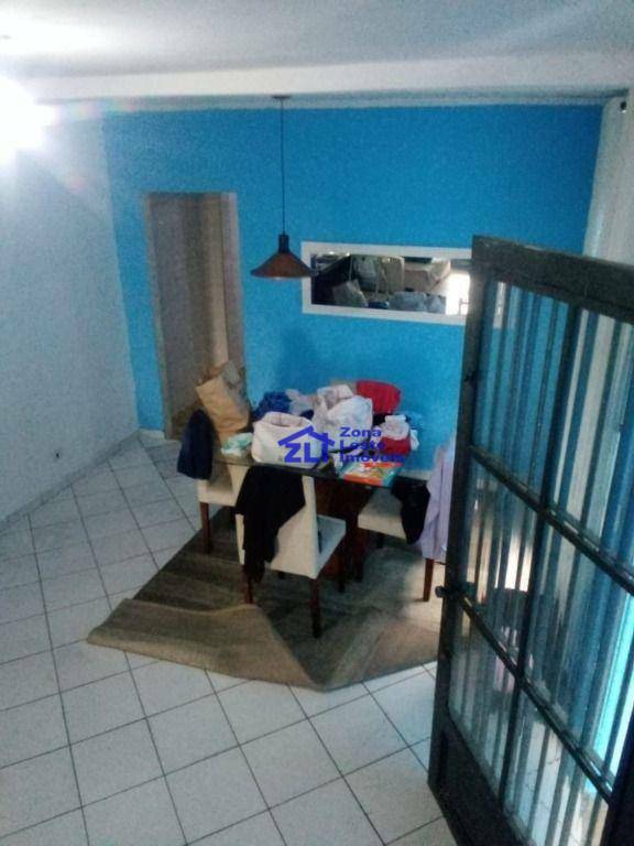 Sobrado à venda com 2 quartos, 140m² - Foto 33