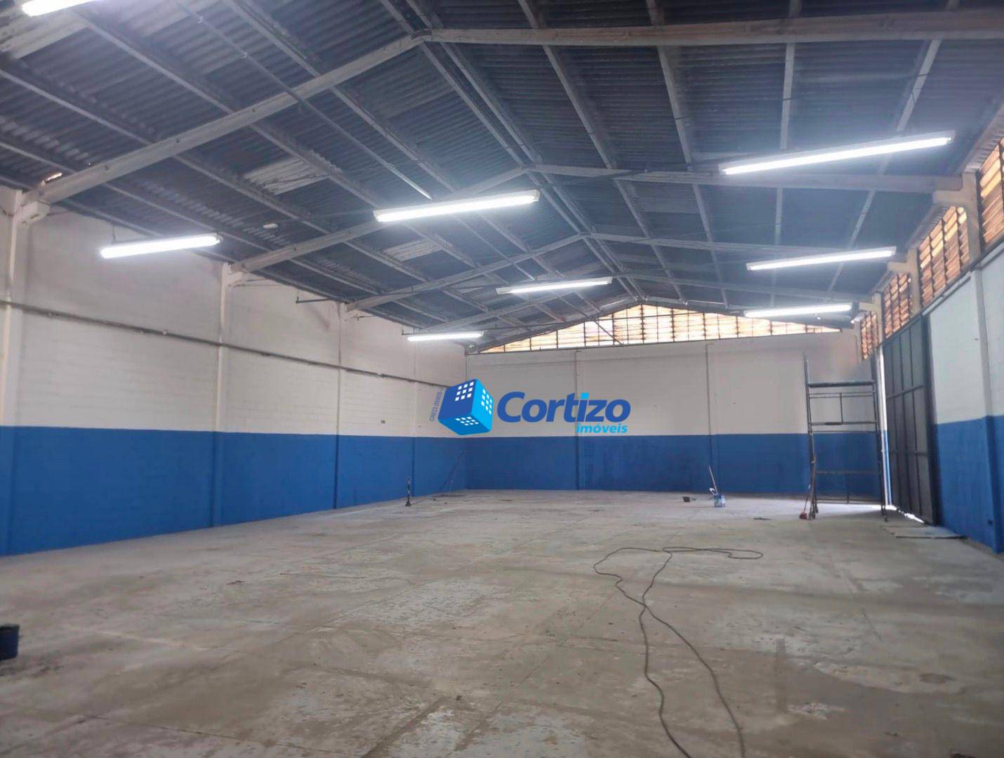 Depósito-Galpão, 700 m² - Foto 1