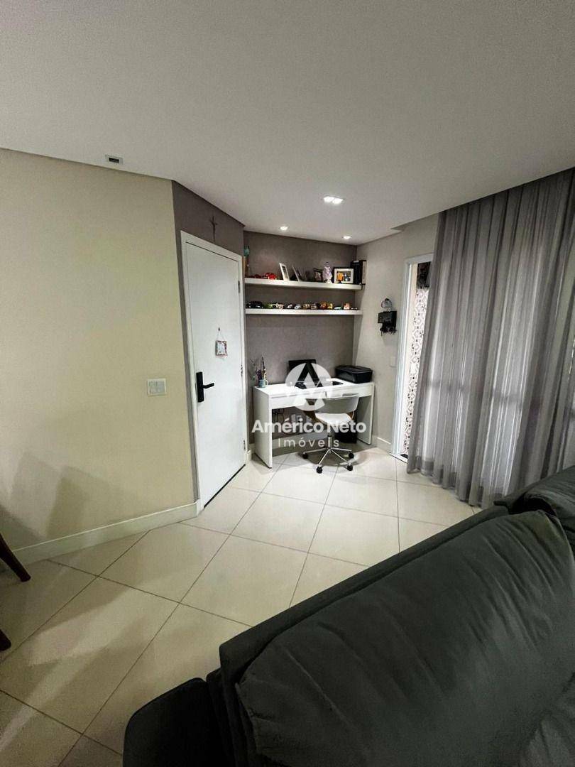 Apartamento à venda com 3 quartos, 83m² - Foto 17