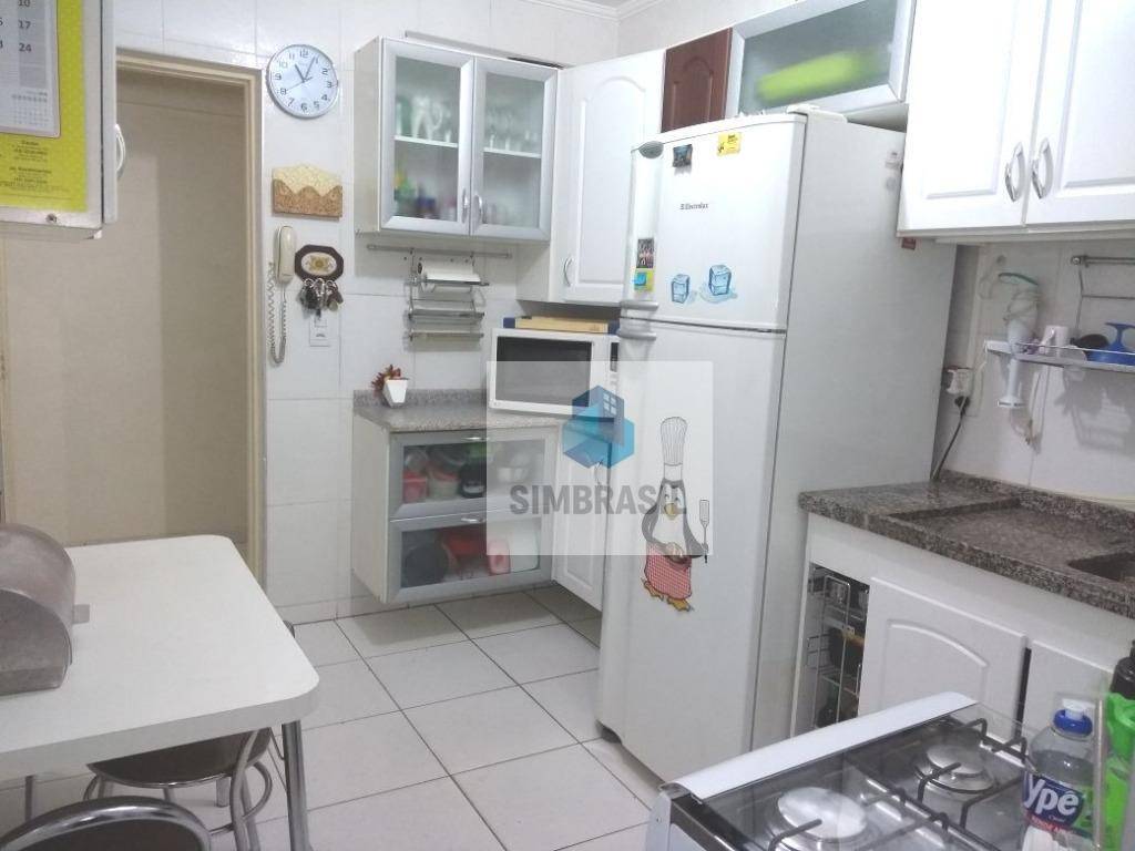 Apartamento à venda com 2 quartos, 67m² - Foto 7