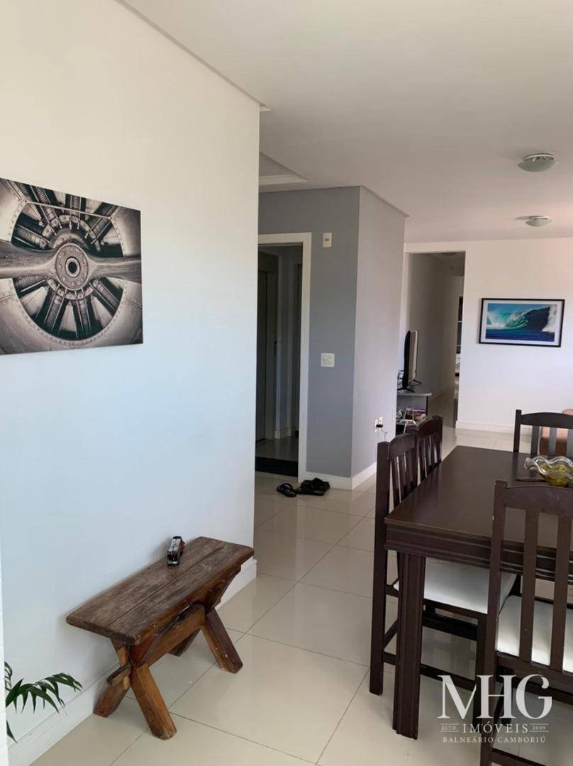 Apartamento à venda com 3 quartos, 95m² - Foto 14