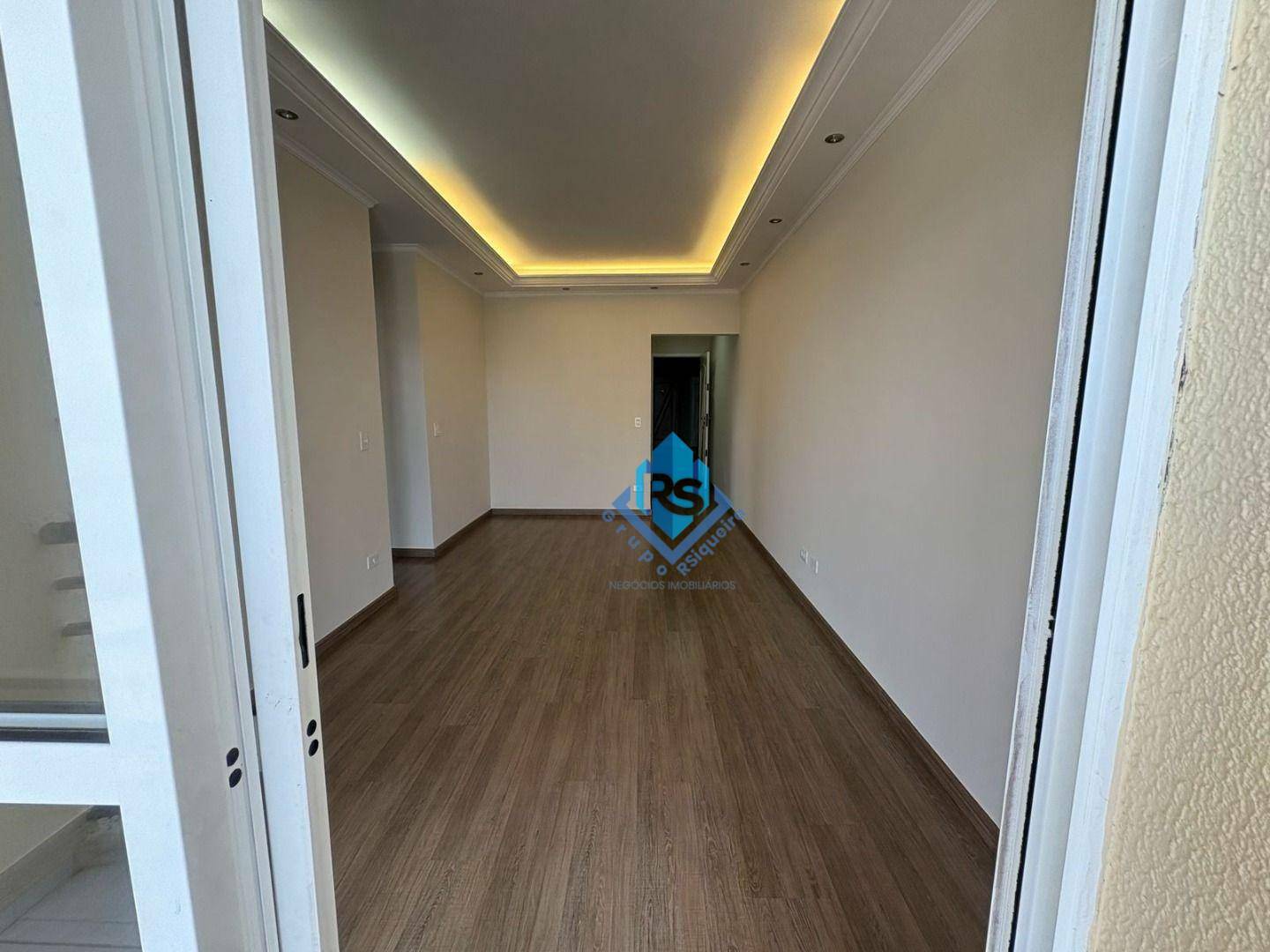 Apartamento à venda com 2 quartos, 65m² - Foto 11