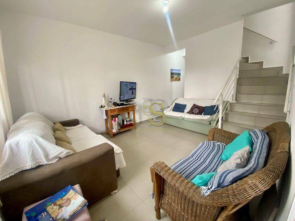 Casa à venda com 2 quartos, 87m² - Foto 6