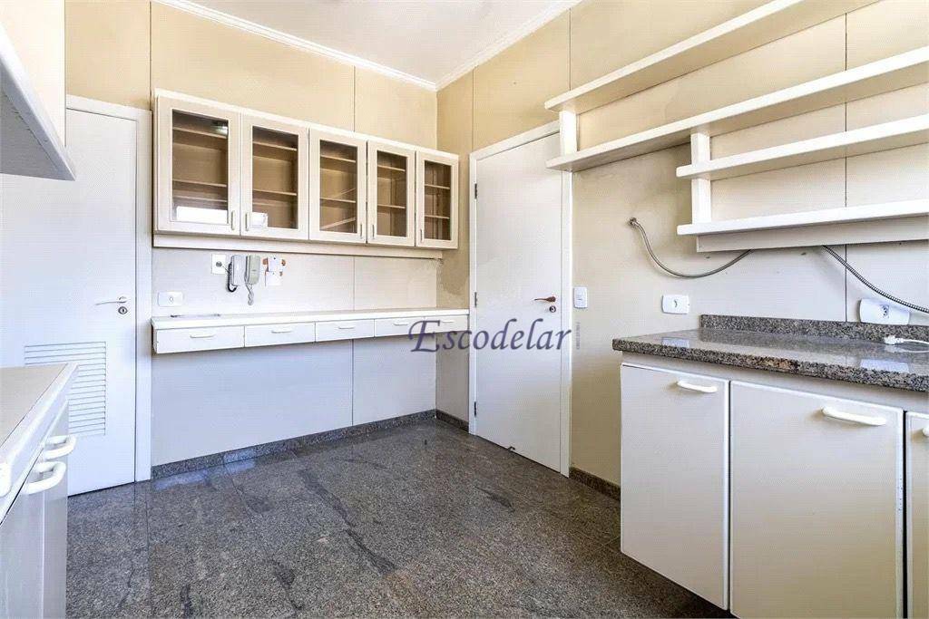 Apartamento à venda com 4 quartos, 214m² - Foto 21