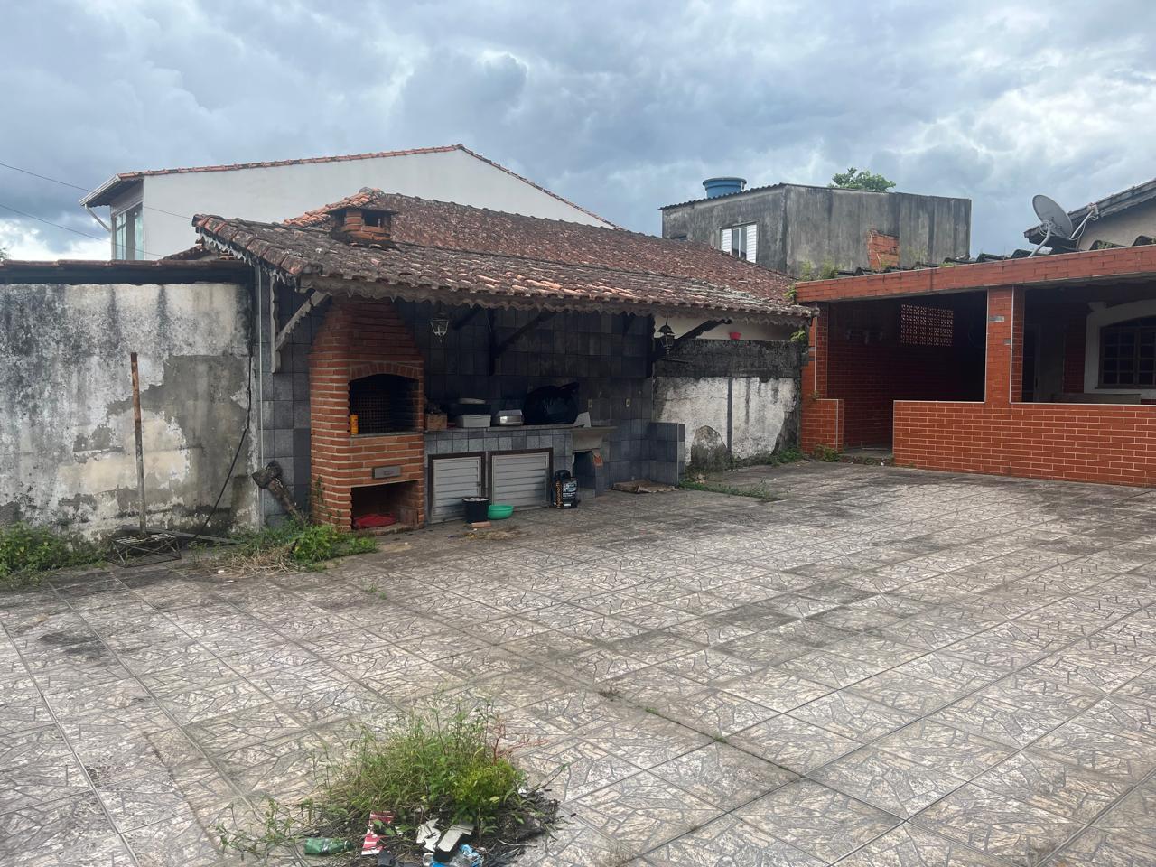 Casa à venda com 2 quartos, 300m² - Foto 6