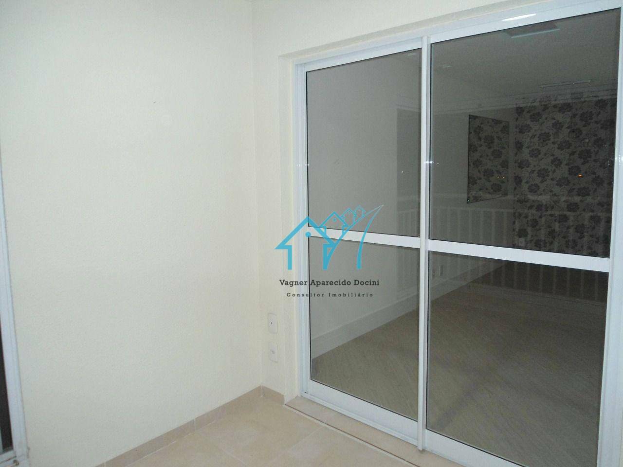 Apartamento à venda com 2 quartos, 69m² - Foto 3