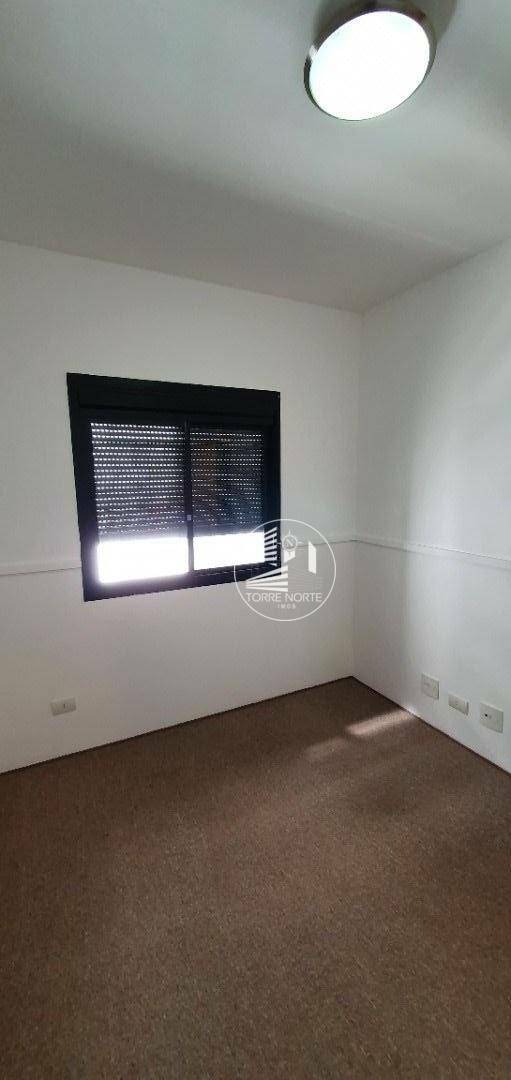 Apartamento para alugar com 4 quartos, 147m² - Foto 10