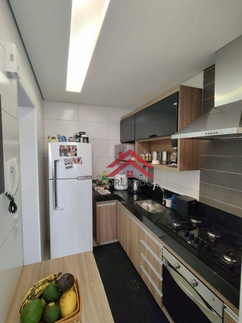 Apartamento à venda com 2 quartos, 75m² - Foto 4