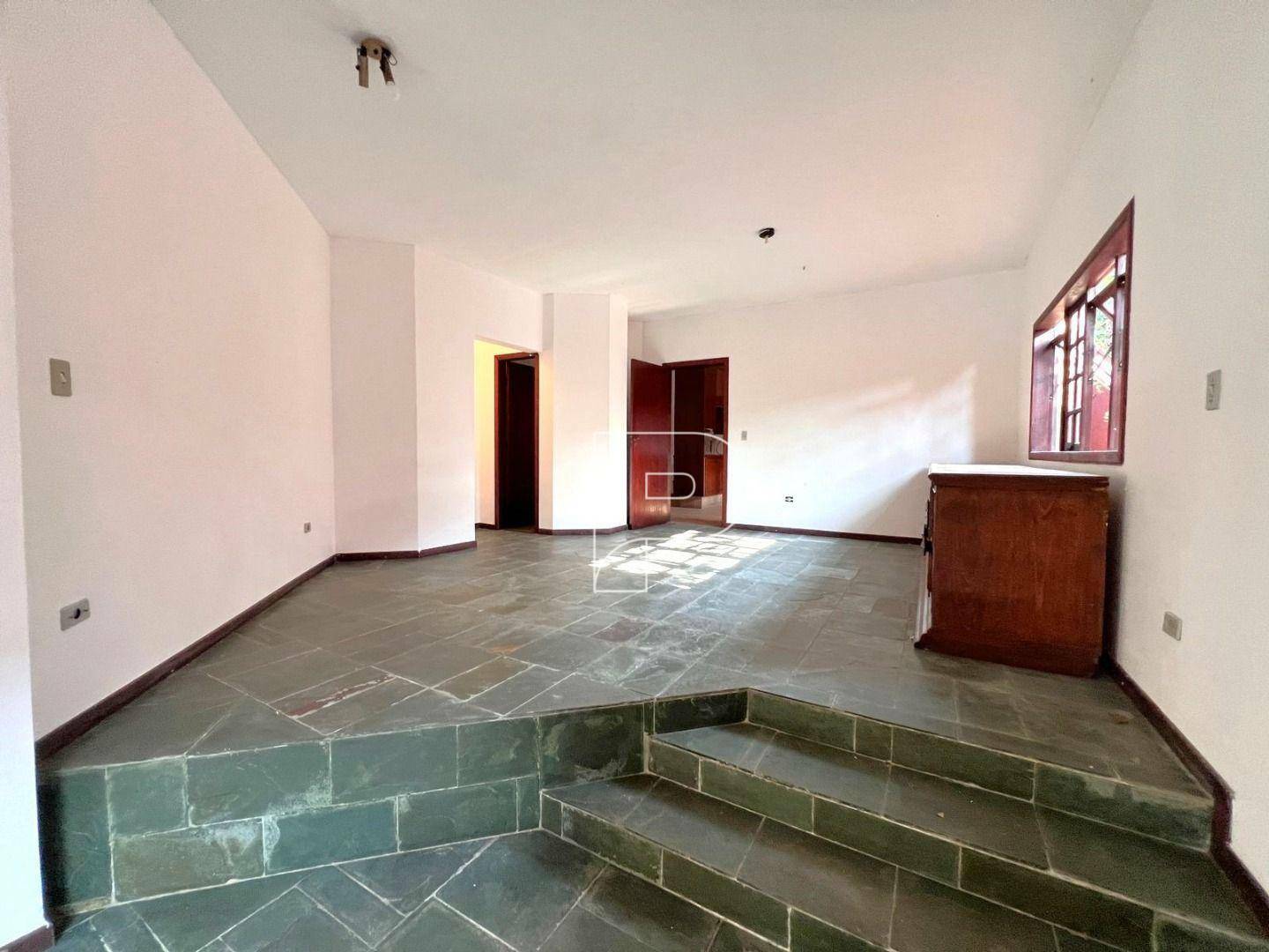 Casa de Condomínio à venda com 4 quartos, 570m² - Foto 6