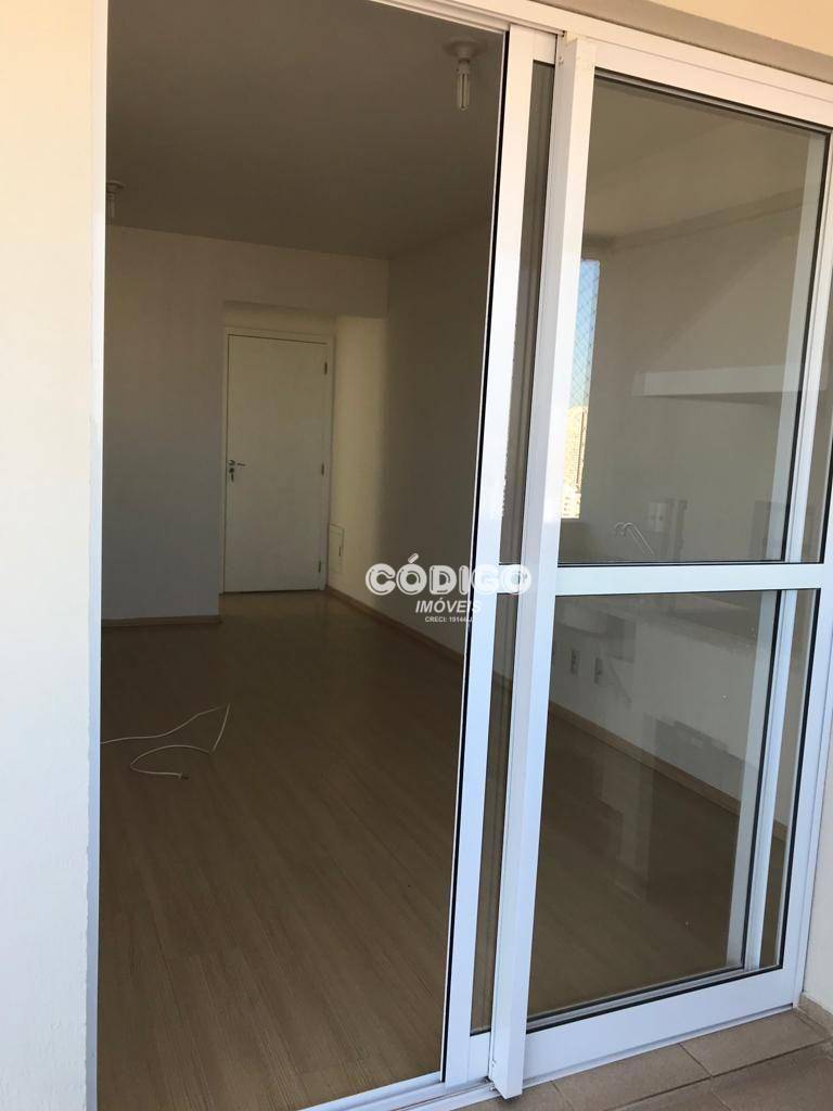 Apartamento à venda com 3 quartos, 82m² - Foto 2