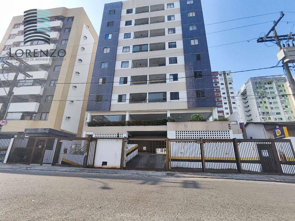 Apartamento para alugar com 3 quartos, 75m² - Foto 1