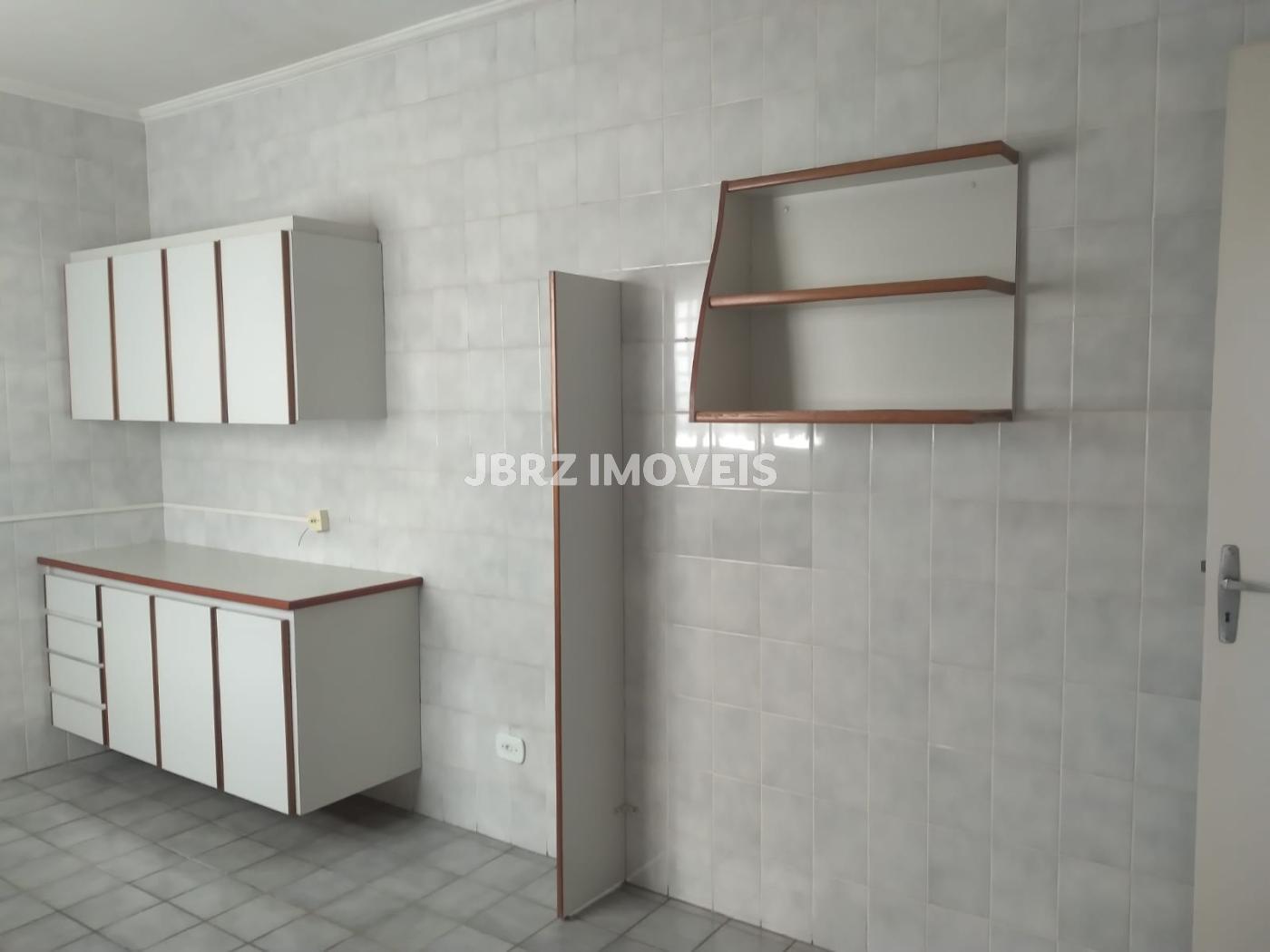 Apartamento à venda com 2 quartos, 74m² - Foto 2