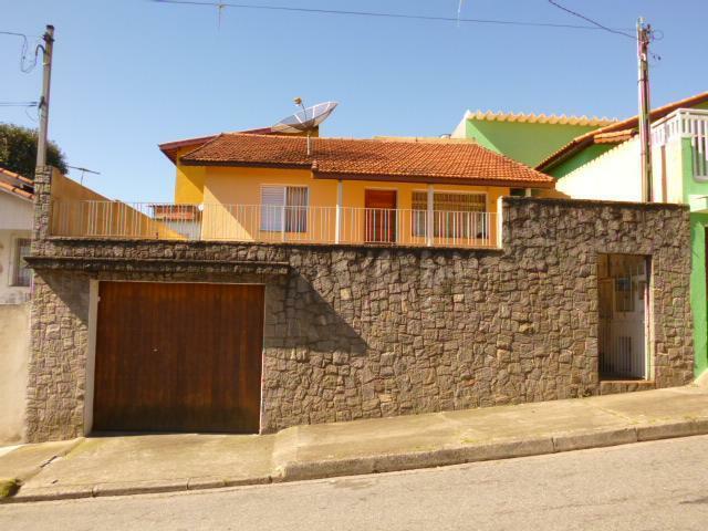 Casa à venda com 3 quartos, 200m² - Foto 2