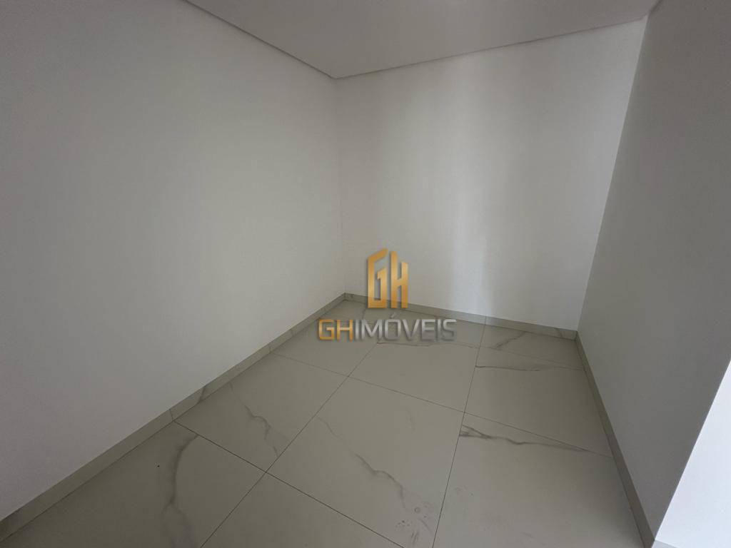 Apartamento à venda com 3 quartos, 139m² - Foto 19