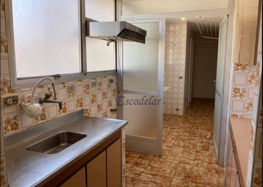 Apartamento à venda com 3 quartos, 155m² - Foto 9