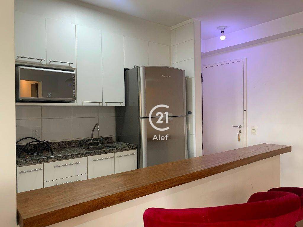 Apartamento à venda com 2 quartos, 67m² - Foto 4