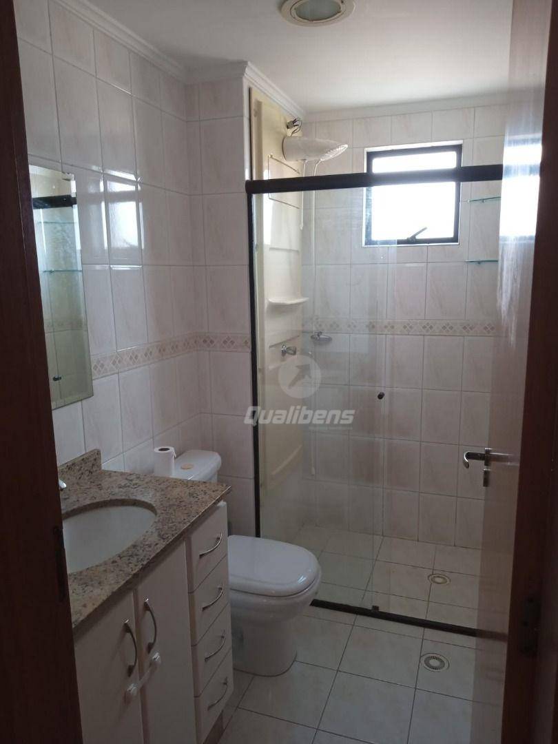 Apartamento para alugar com 2 quartos, 73m² - Foto 10