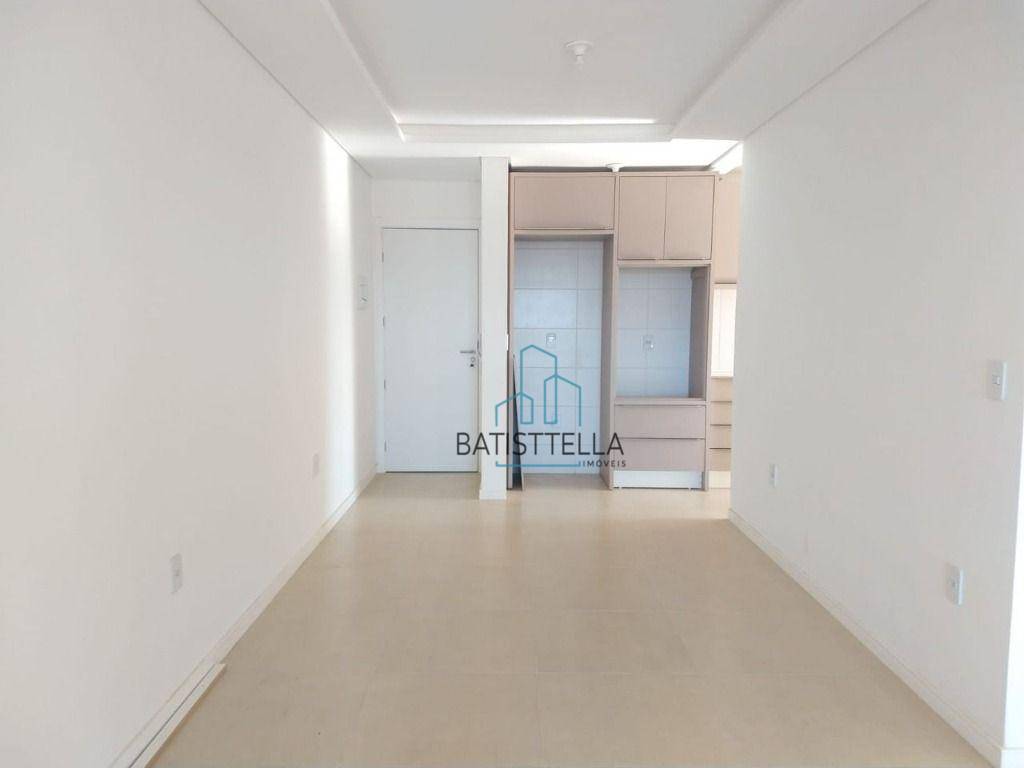 Apartamento à venda com 2 quartos, 79m² - Foto 10