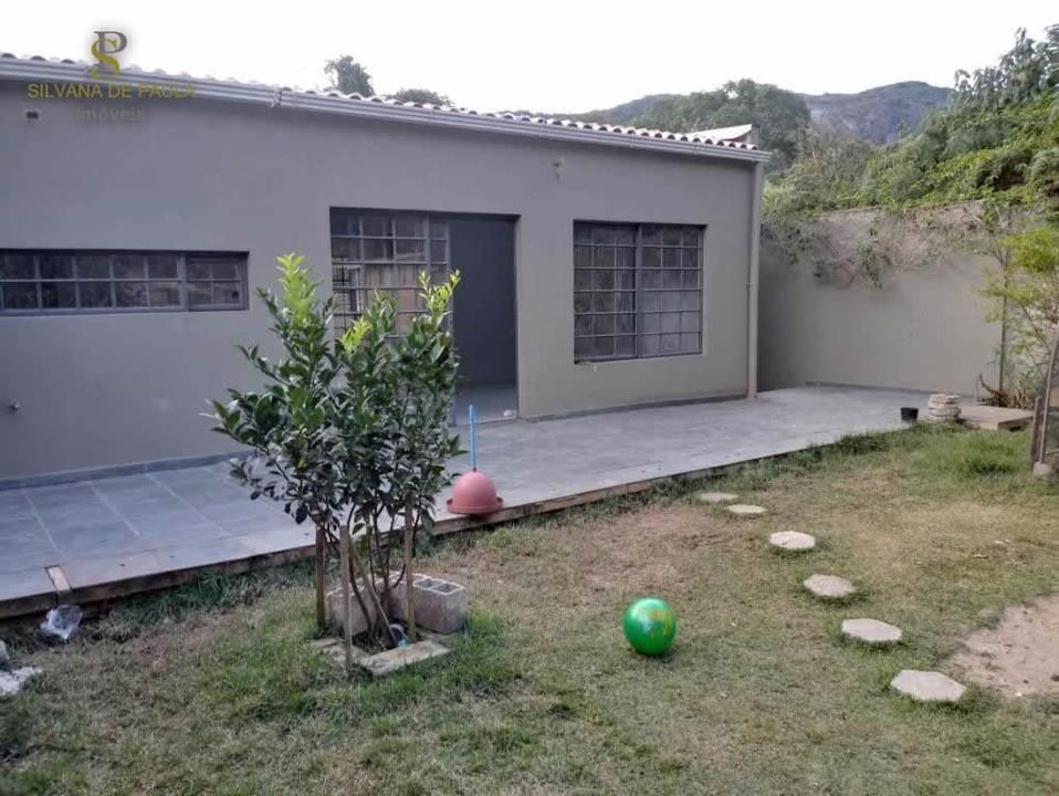 Casa à venda com 3 quartos, 250m² - Foto 5