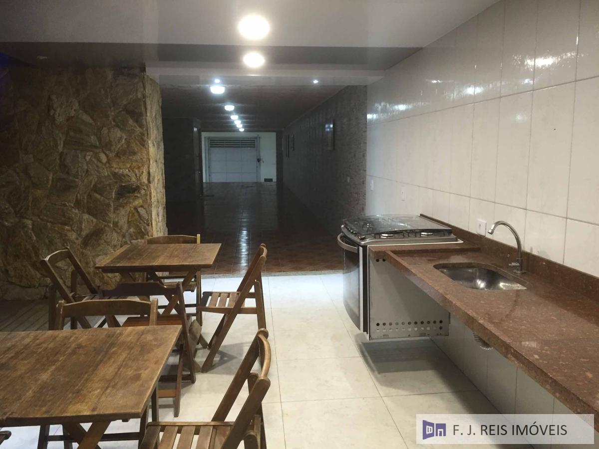 Casa à venda com 4 quartos, 550m² - Foto 19