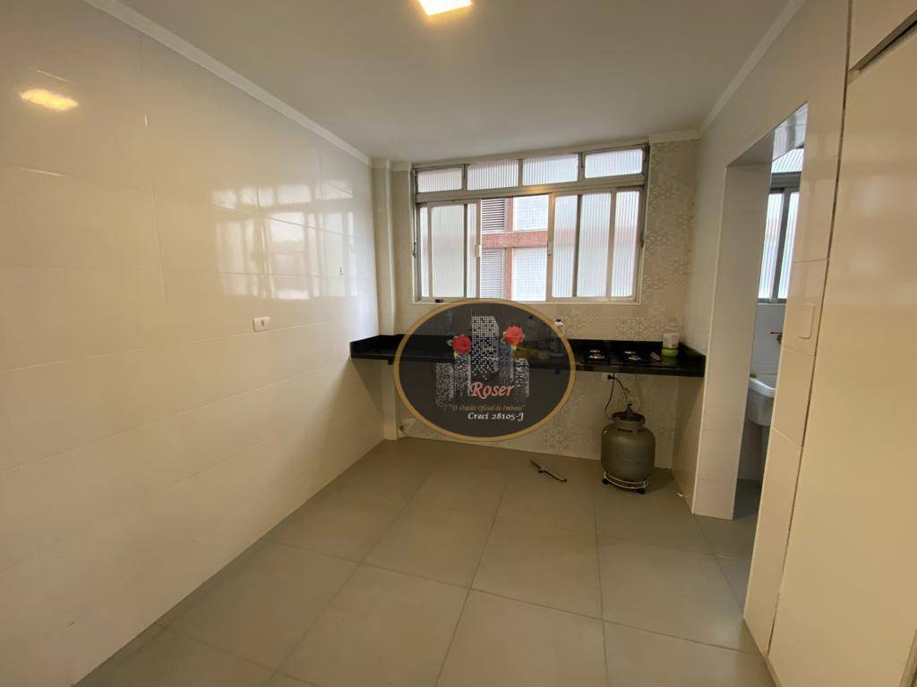 Apartamento à venda com 3 quartos, 171m² - Foto 8