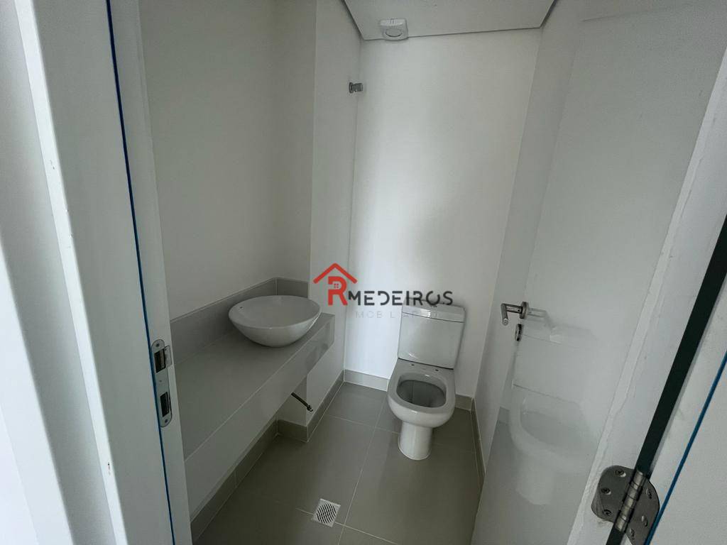 Apartamento à venda com 3 quartos, 162m² - Foto 4