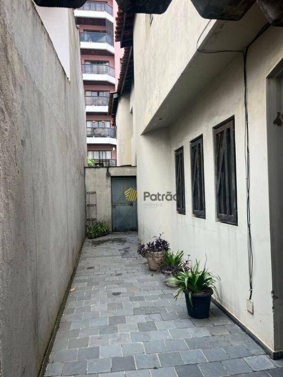 Sobrado à venda com 3 quartos, 150m² - Foto 3