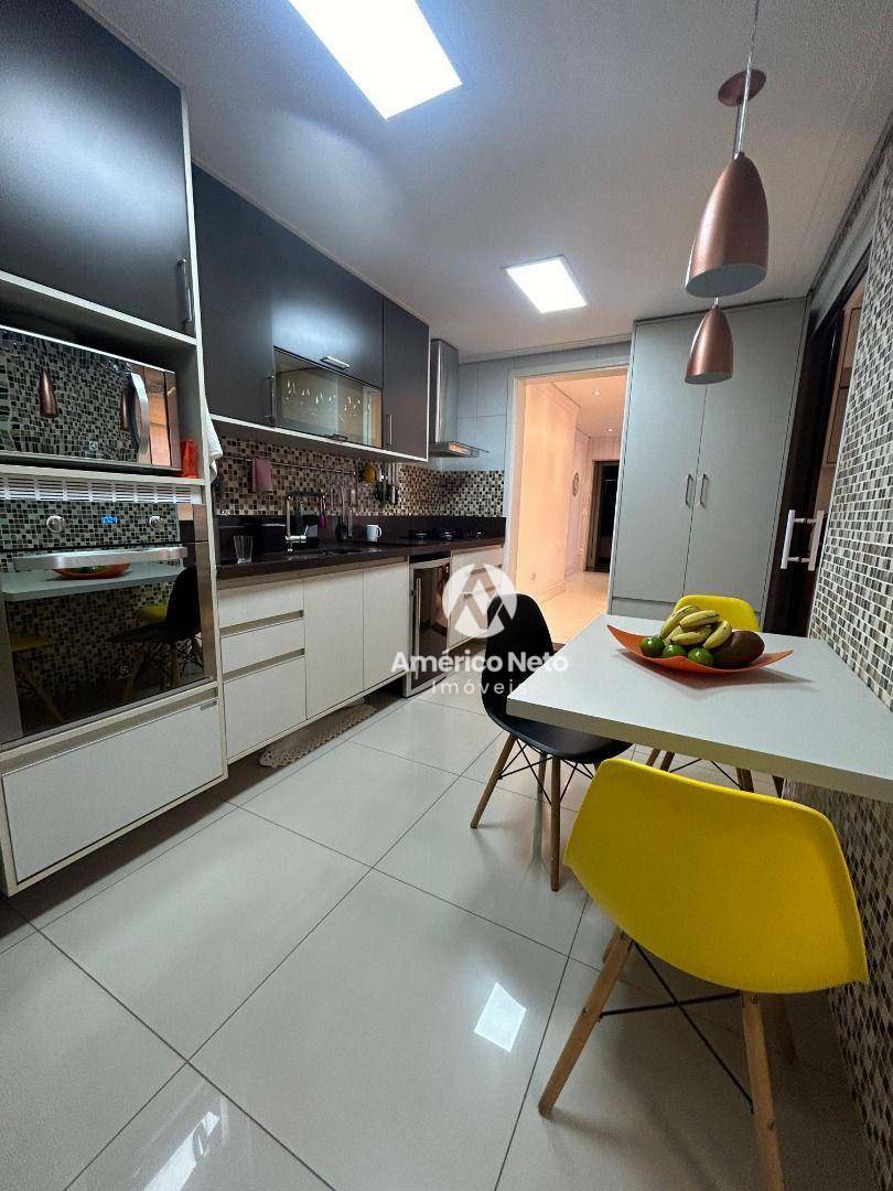 Apartamento à venda com 2 quartos, 108m² - Foto 5