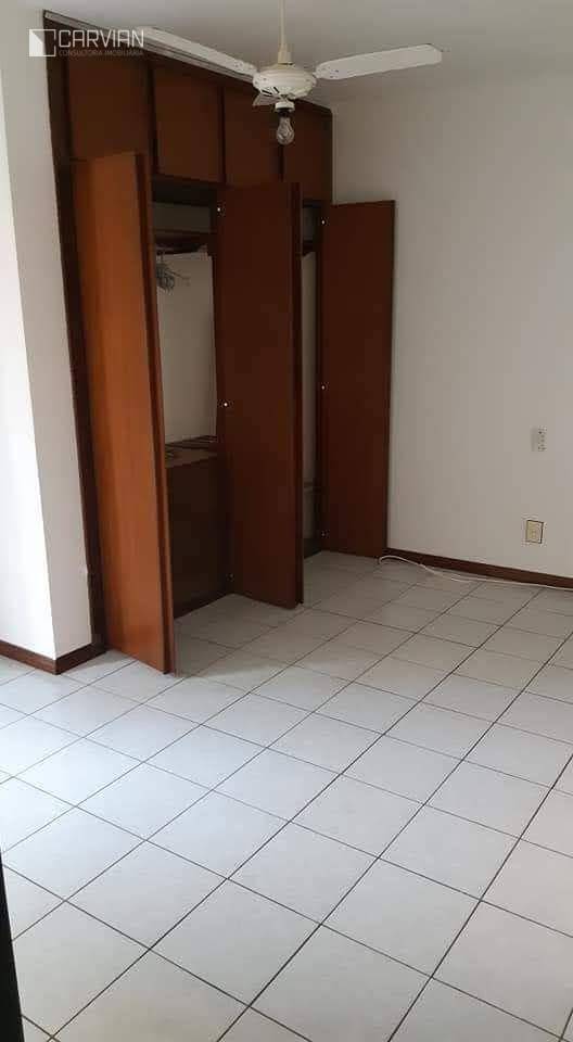 Apartamento à venda com 4 quartos, 140m² - Foto 14