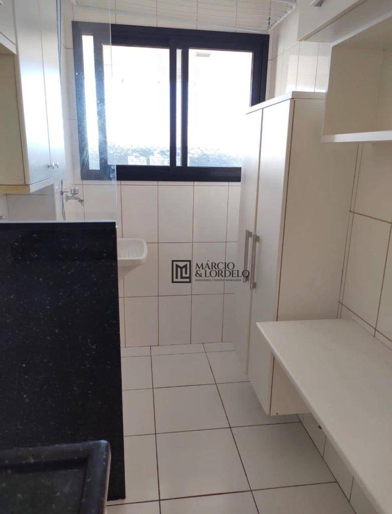 Apartamento à venda com 2 quartos, 70m² - Foto 7