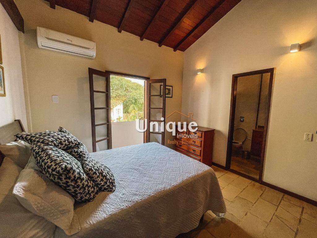 Casa de Condomínio à venda com 4 quartos, 270m² - Foto 14