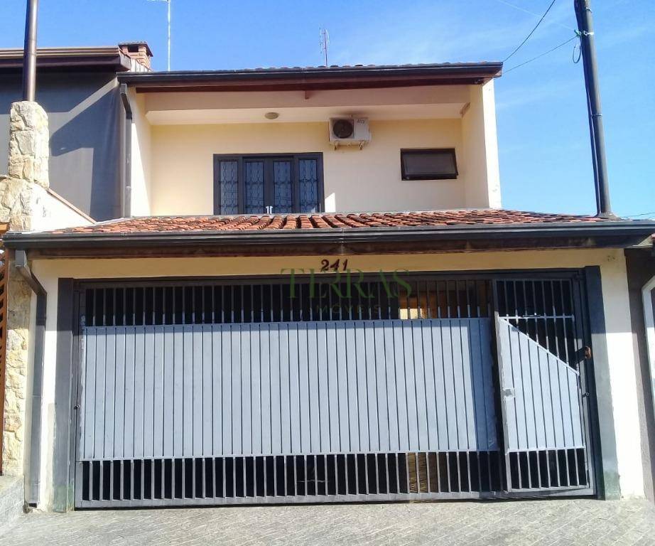 Sobrado à venda com 3 quartos, 187m² - Foto 1