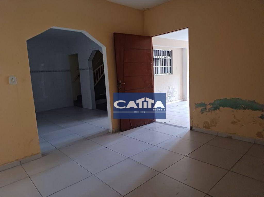 Sobrado à venda com 4 quartos, 200m² - Foto 5