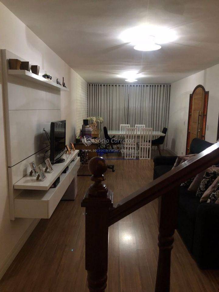 Sobrado à venda com 3 quartos, 175m² - Foto 2