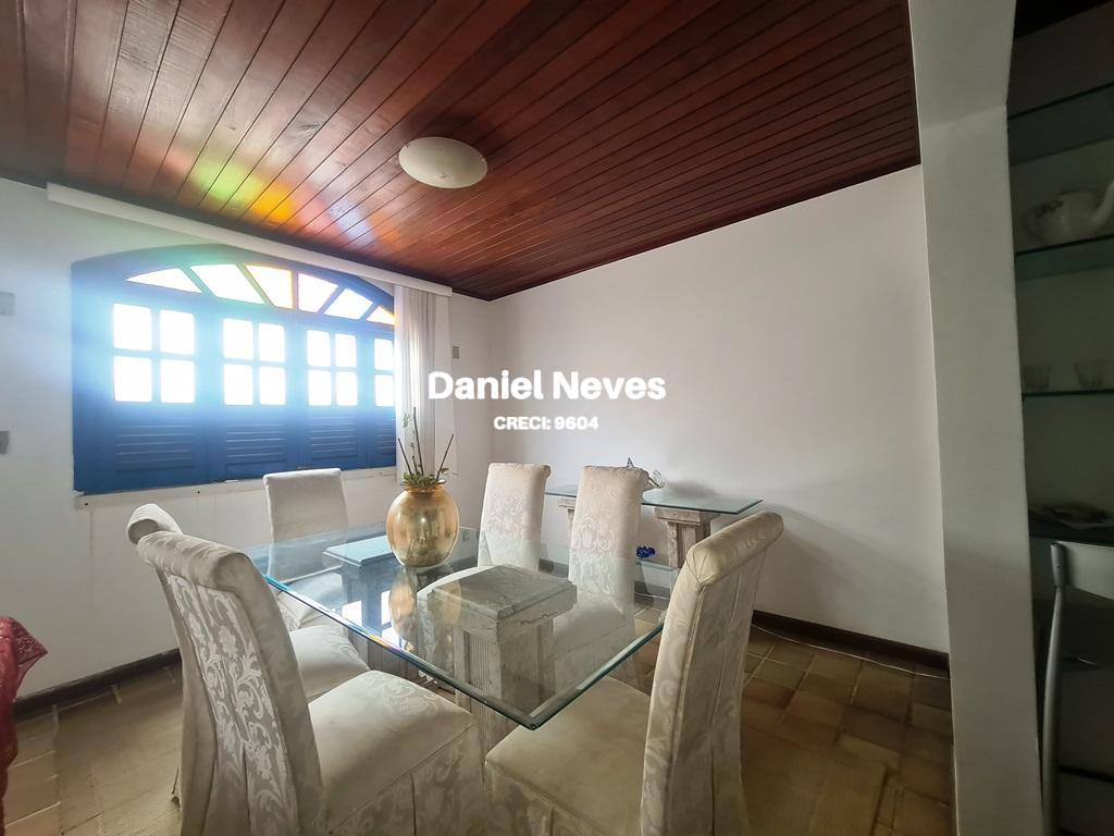 Casa à venda com 3 quartos, 270m² - Foto 12