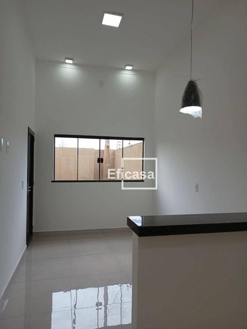 Casa à venda com 2 quartos, 56m² - Foto 8